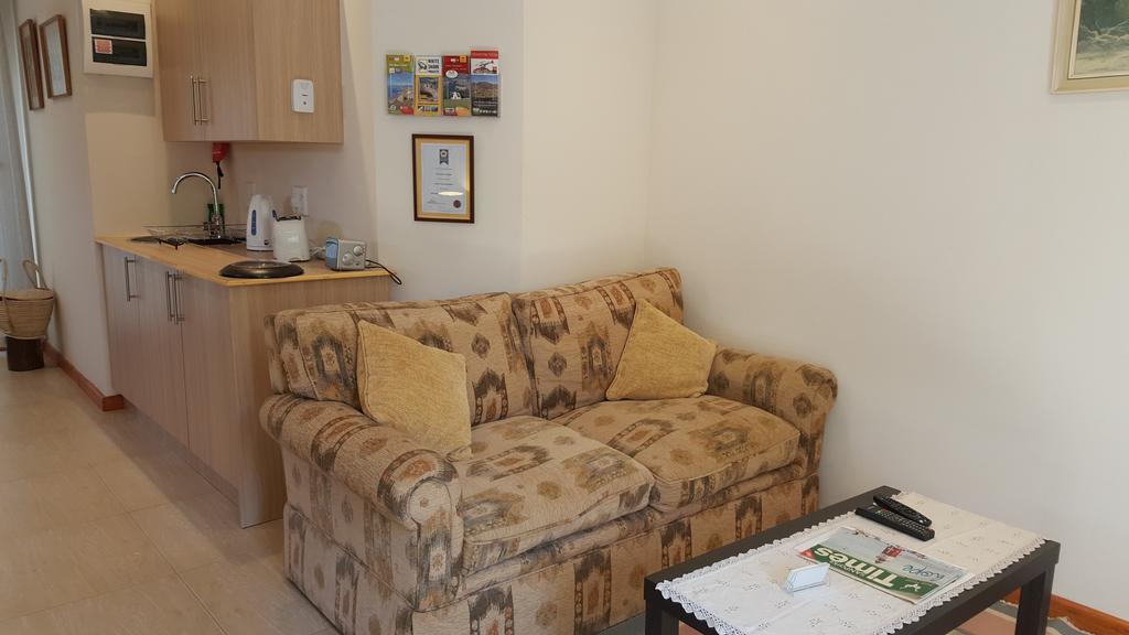 קונסטנטיה Riverside Cottages מראה חיצוני תמונה