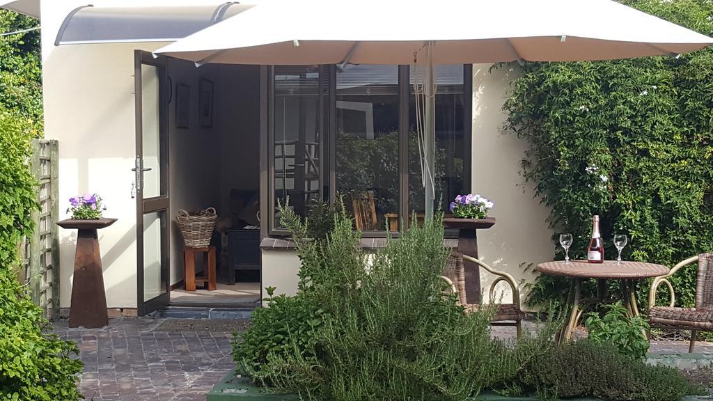 קונסטנטיה Riverside Cottages מראה חיצוני תמונה