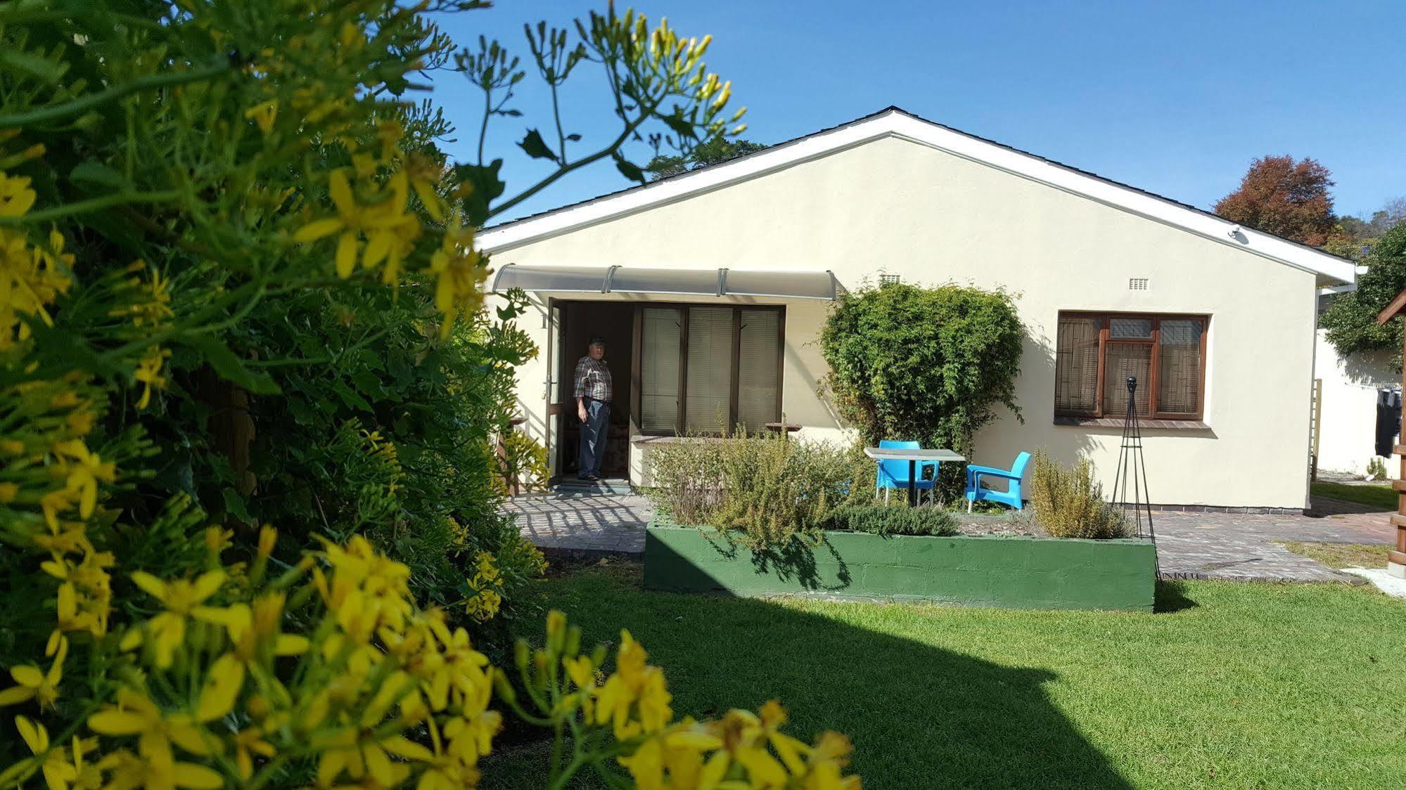 קונסטנטיה Riverside Cottages מראה חיצוני תמונה
