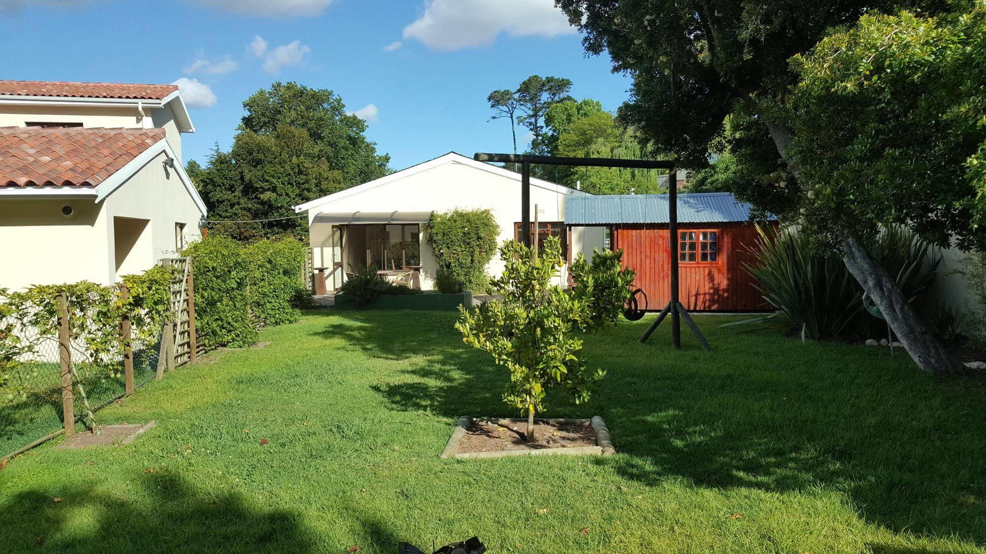 קונסטנטיה Riverside Cottages מראה חיצוני תמונה