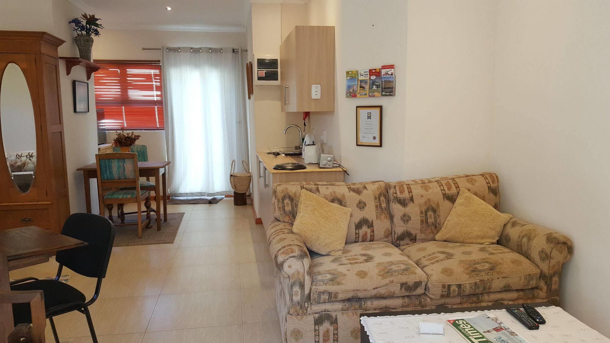 קונסטנטיה Riverside Cottages מראה חיצוני תמונה