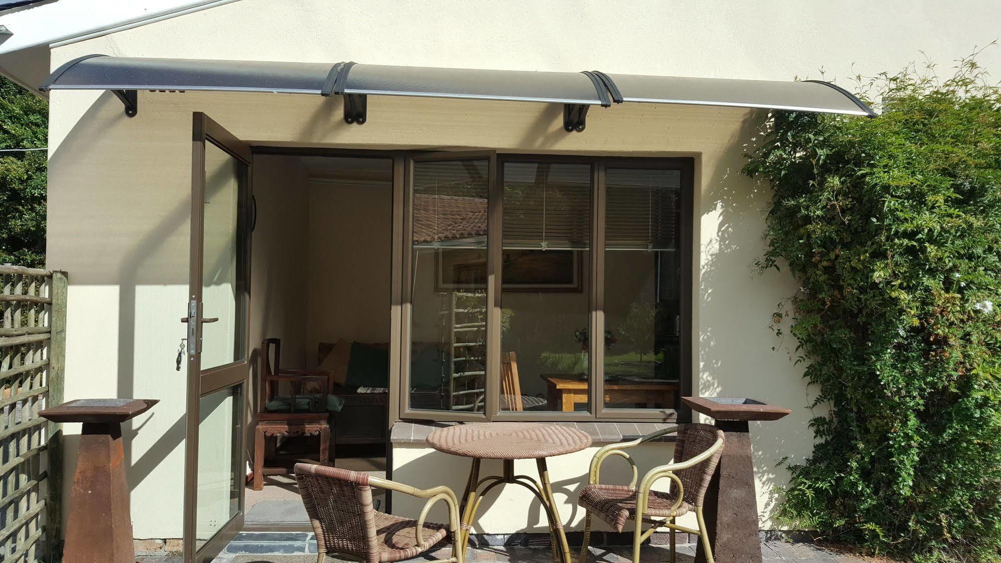 קונסטנטיה Riverside Cottages מראה חיצוני תמונה