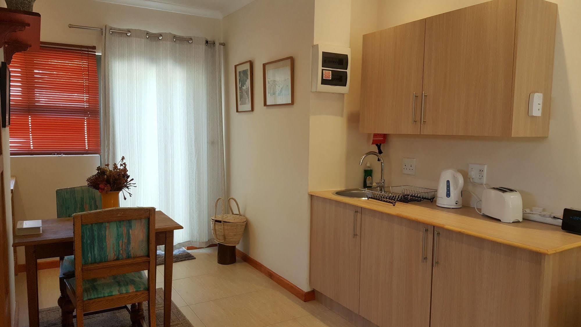 קונסטנטיה Riverside Cottages מראה חיצוני תמונה