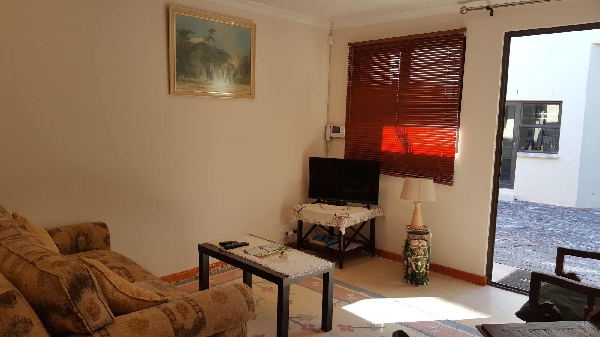 קונסטנטיה Riverside Cottages מראה חיצוני תמונה